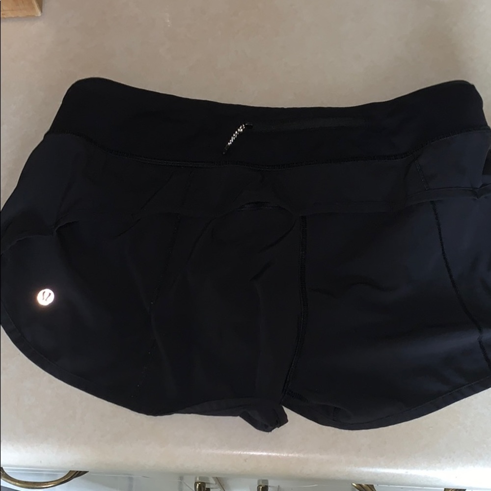 Size 8 lulu lemon shorts